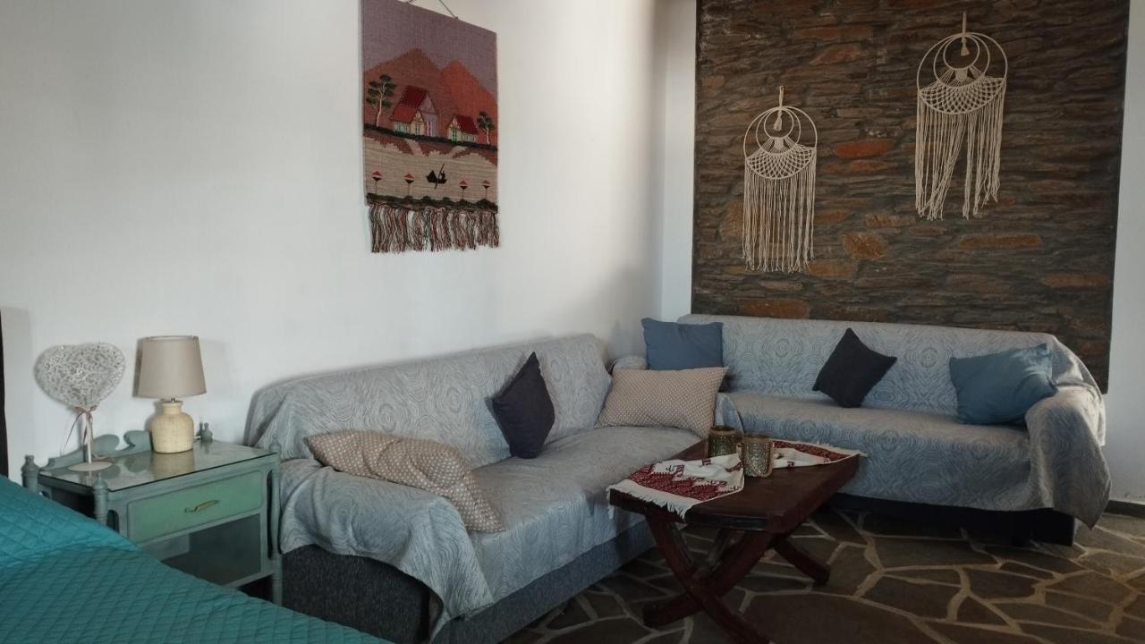 Kalamonari Nature House, Cycladic Wilderness Holiday home *