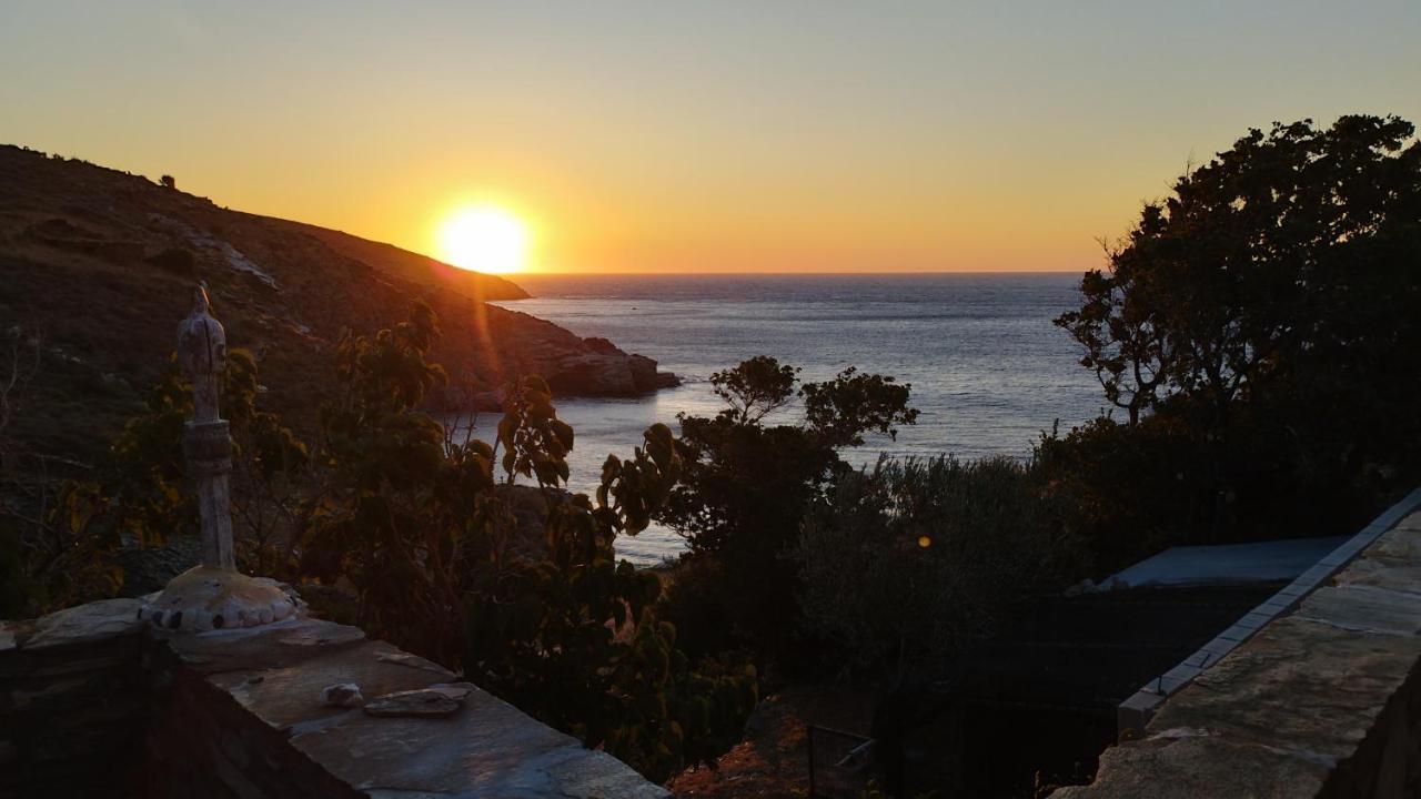 Kalamonari Nature House, Cycladic Wilderness Holiday home Rogon